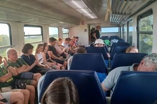 Kraj chce spravovat i regionální tratě. Bez tunelů v Praze nebo na Beroun se doprava nepohne - Novinky